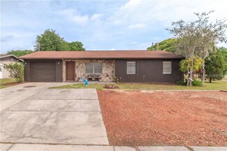 39219 5th Ave, Zephyrhills, FL 33542