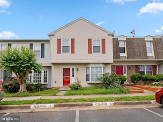 2178 Mager Dr, Herndon, VA 20170
