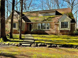 519 Cypress Dr, Florence, AL 35630