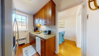 1 Lanark Rd Unit 6, Brookline, MA 02445