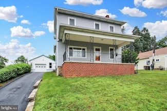 215 Mount Airy Ave, Waynesboro, PA 17268