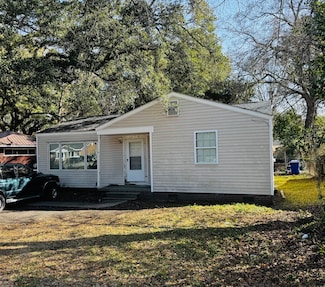 1255 Remount Rd, North Charleston, SC 29406