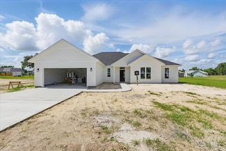 408 SW 22nd Ave, Trenton, FL 32693