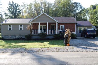 207 Inwood Ave, Carmichaels, PA 15320