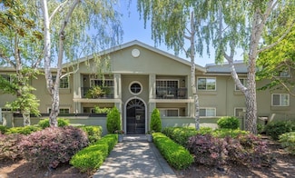 20 Willow Rd Unit 13, Menlo Park, CA 94025