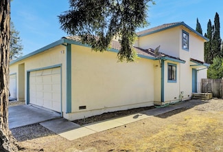 35 Freedom Place, Rohnert Park, CA 94928