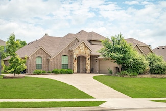 11048 Fernbury Dr, Fort Worth, TX 76179