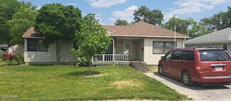 714 N Elm St, Delphos, OH 45833