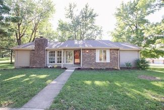 1772 Meadowdale Dr, Saint Louis, MO 63138