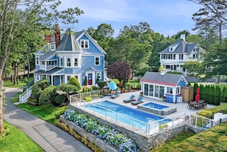 179 Beach Bluff Ave, Swampscott, MA 01907
