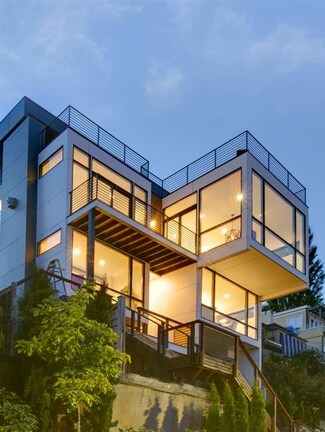 415 Lakeside Ave S, Seattle, WA 98144