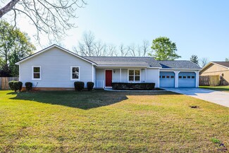 206 Wake Forest Dr, Warner Robins, GA 31093