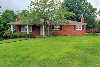 6111 Ramblingridge Dr, Cincinnati, OH 45247
