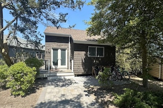 574 Bayberry Walk, Ocean Beach, NY 11770