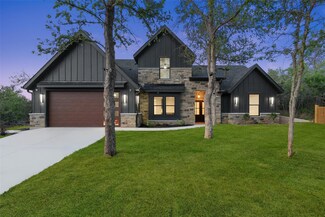 280 Bali Hai Ln, Bastrop, TX 78602