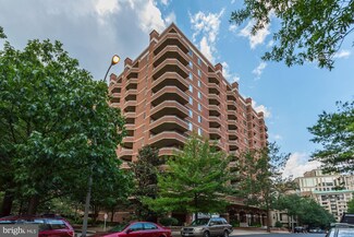 1276 N Wayne St Unit PH09, Arlington, VA 22201