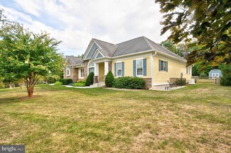 231 Reliance Woods Dr, Middletown, VA 22645