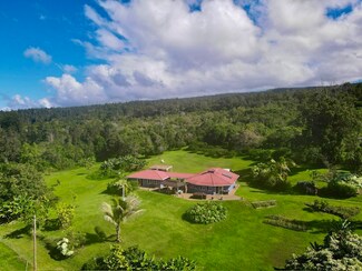 88-1587 Ala Malino Rd, Captain Cook, HI 96704