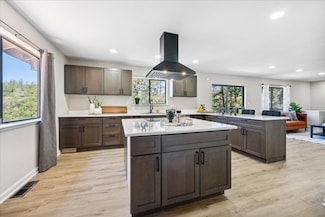 16947 Patricia Way, Grass Valley, CA 95949