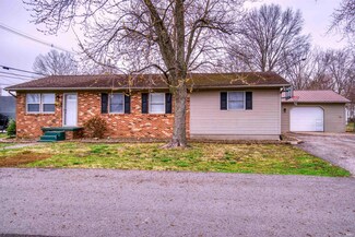 300 E Elm St, Boonville, IN 47601