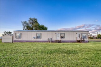 112 E Main St, Corn, OK 73024