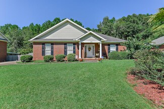 235 Lighthouse Dr, Dothan, AL 36305