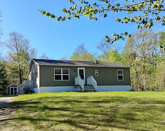 64 Aiden Dr, Sabattus, ME 04280