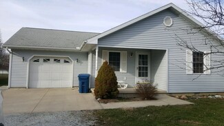 925 E Madison St, Fairmount, IN 46928