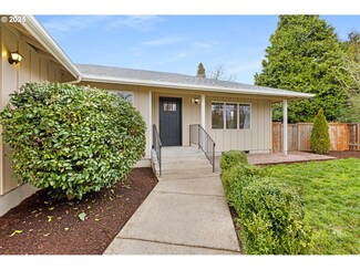 2955 Gilham Rd, Eugene, OR 97408