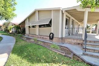 521 Forest Lake Dr Unit 64, Brea, CA 92821