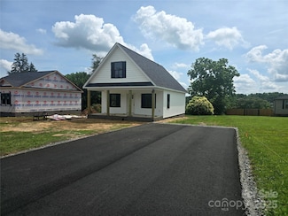 200 N Center St, Hildebran, NC 28637