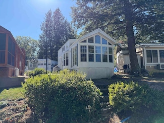 24 Dock Rd Unit 18, Gilford, NH 03249