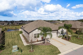 13387 Crest Lake Dr, Hudson, FL 34669