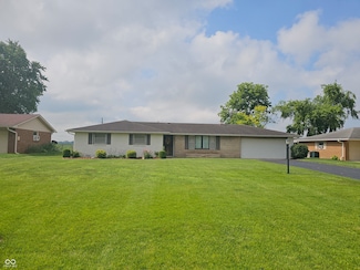 913 Imy Ln, Anderson, IN 46013