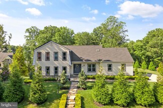 3019 Miller Heights Rd, Oakton, VA 22124