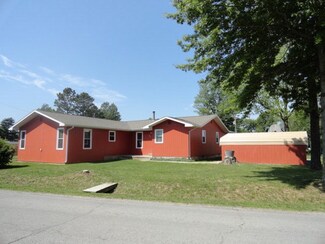 235 N Main St, Licking, MO 65542