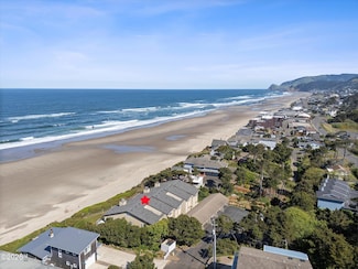 2335 NW Inlet Ave Unit 7, Lincoln City, OR 97367