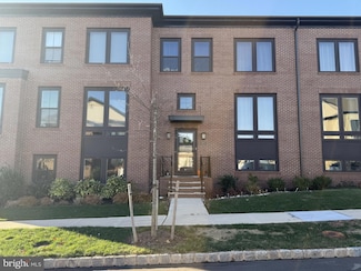 87 E Hartwick Dr, Skillman, NJ 08558