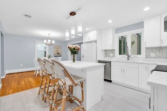 67 Stearns Rd, West Roxbury, MA 02132