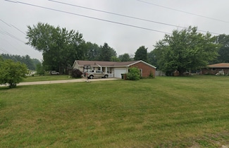 1094 N Penny Dr, Warsaw, IN 46580