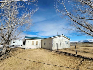 510 S Lincoln St, Oakley, ID 83346