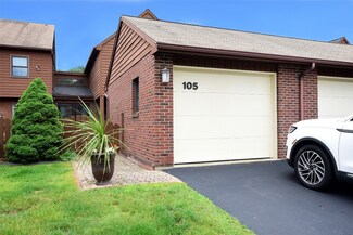 105 Patio Dr, Endicott, NY 13760
