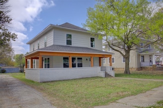 1106 E 6th St, Okmulgee, OK 74447
