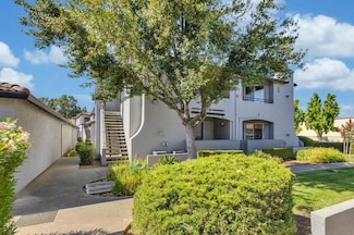 5201 Laguna Oaks Dr Unit 12, Elk Grove, CA 95758