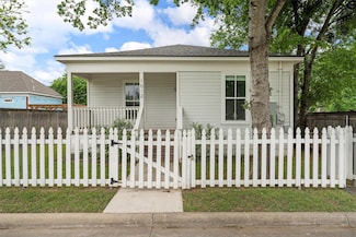 1012 Burnett Ave, Waco, TX 76706