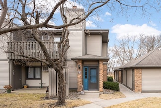 405 Shelard Pkwy Unit 204, Saint Louis Park, MN 55426