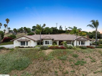 4452 Ramona Dr, Fallbrook, CA 92028