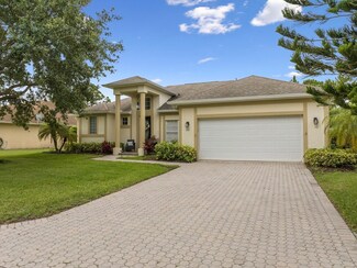 355 22nd Ave SW, Vero Beach, FL 32962