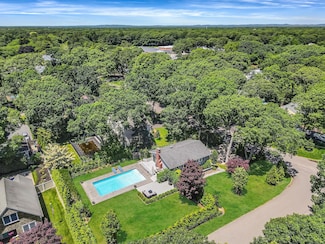 3 Crestview Dr, Remsenburg-Speonk, NY 11960