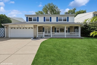 9061 Primrose Ln, Hickory Hills, IL 60457